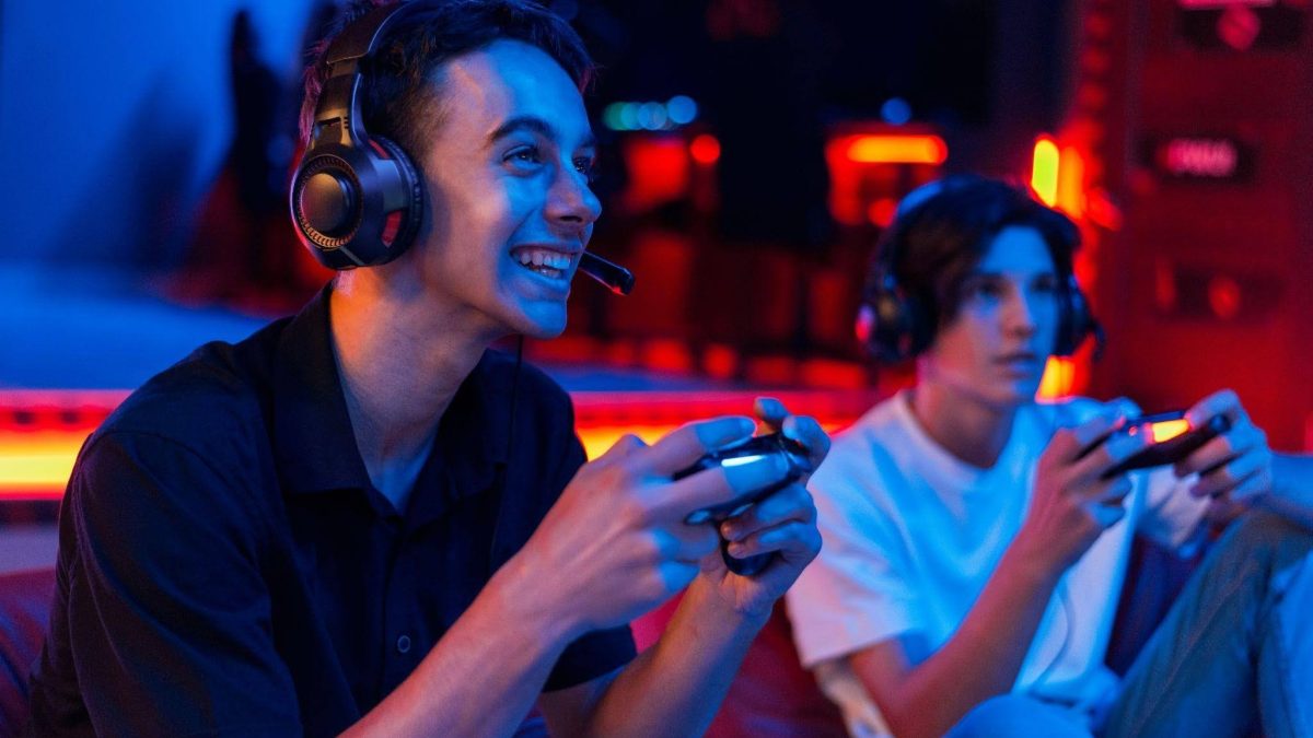 Jogos eletrônicos: adultos, mulheres e famílias também fazem parte do público gamer