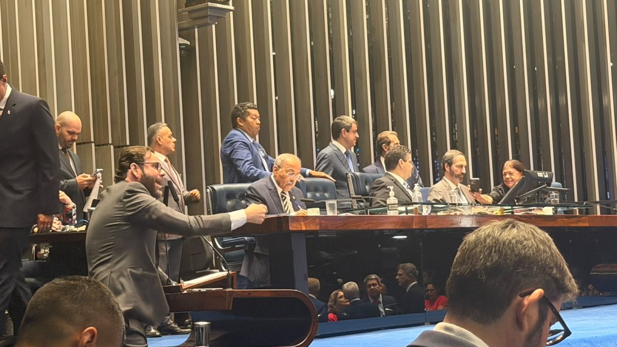 Jorge Seif sobe o tom contra Lula no Senado no dia da votação da 6×1