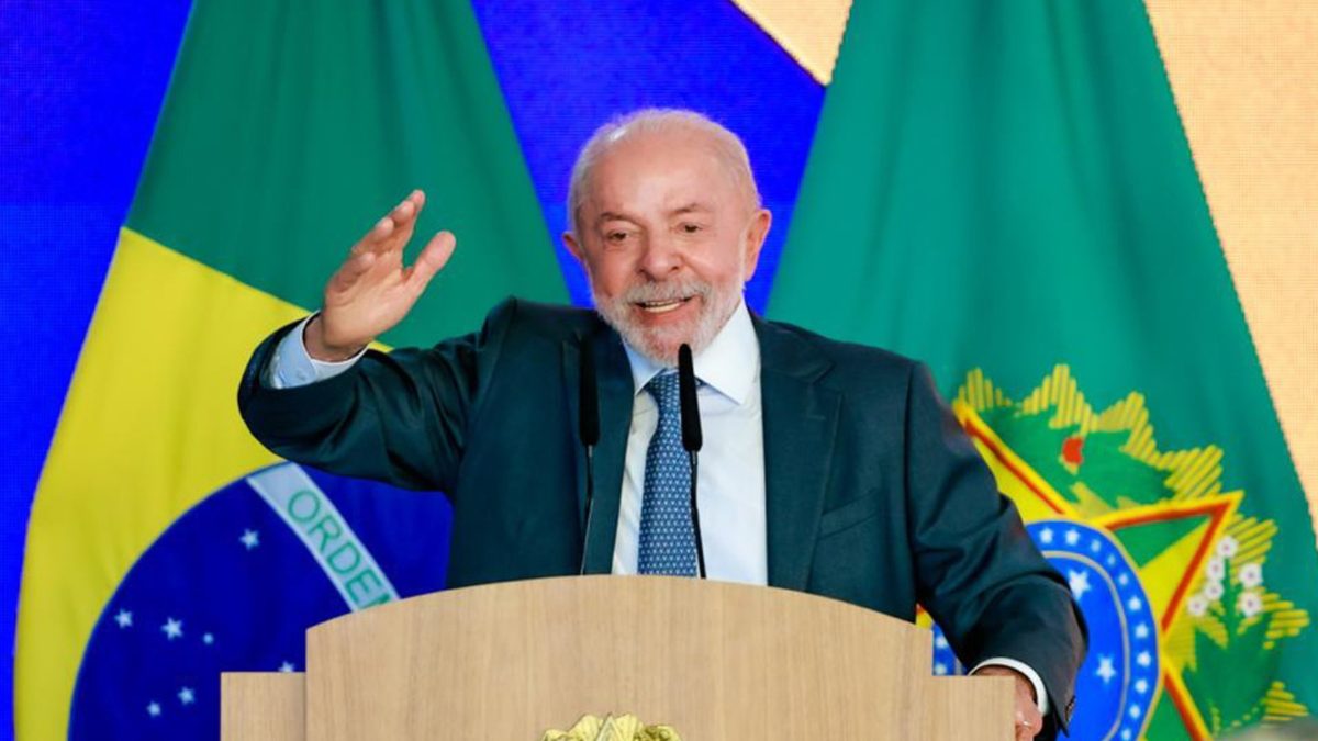 Lula diz que ‘empresariado chia’ com benefícios ao trabalhador ao comentar fim da escala 6×1