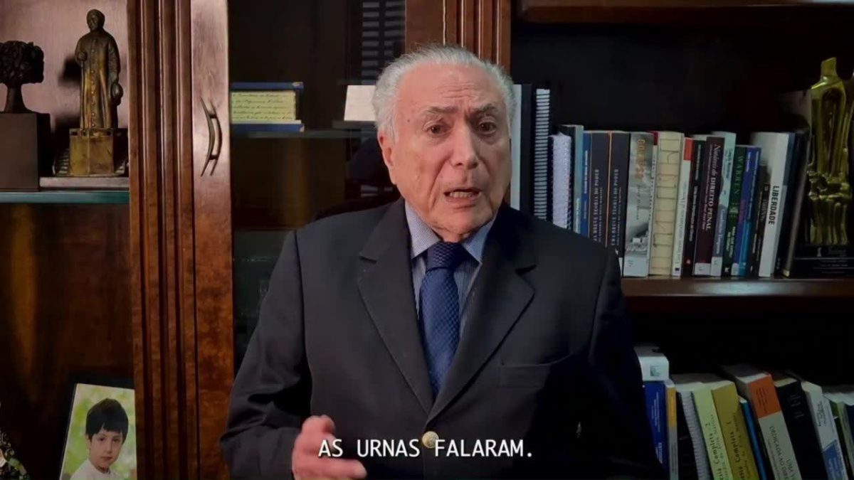 Ex-presidente Michel Temer crava apoio a Flávio Bolsonaro e diz que ‘O povo deseja mudança’