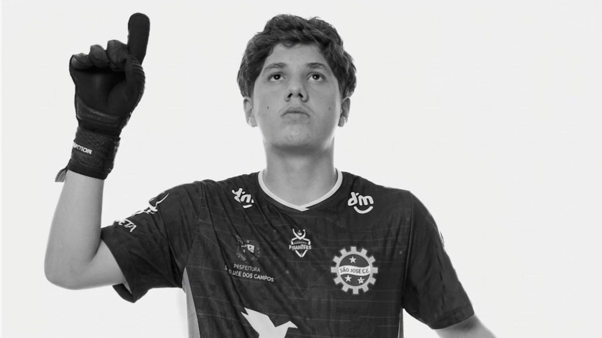 ‘Momento de profunda dor’: goleiro de 14 anos morre em acidente e causa luto no futebol paulista; família autoriza doação de órgãos