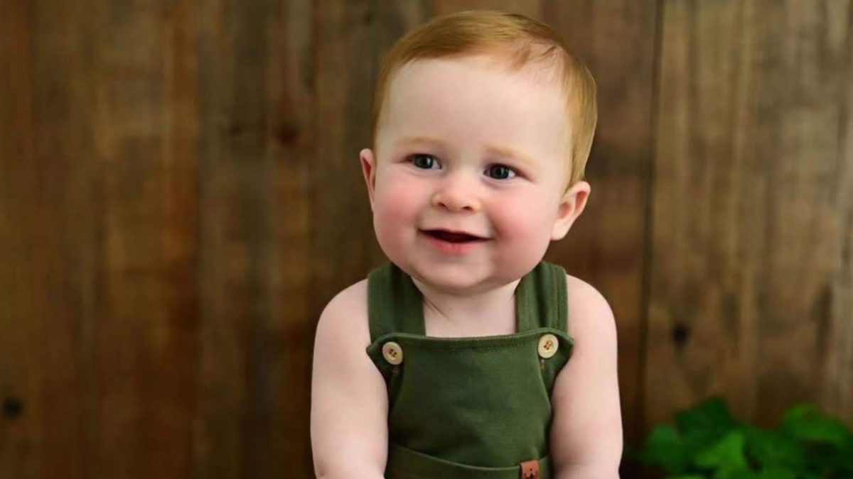 ‘Não há no mundo dor maior’: criança de 1 ano e 10 meses morre uma semana após ser encontrada dentro de piscina em SC