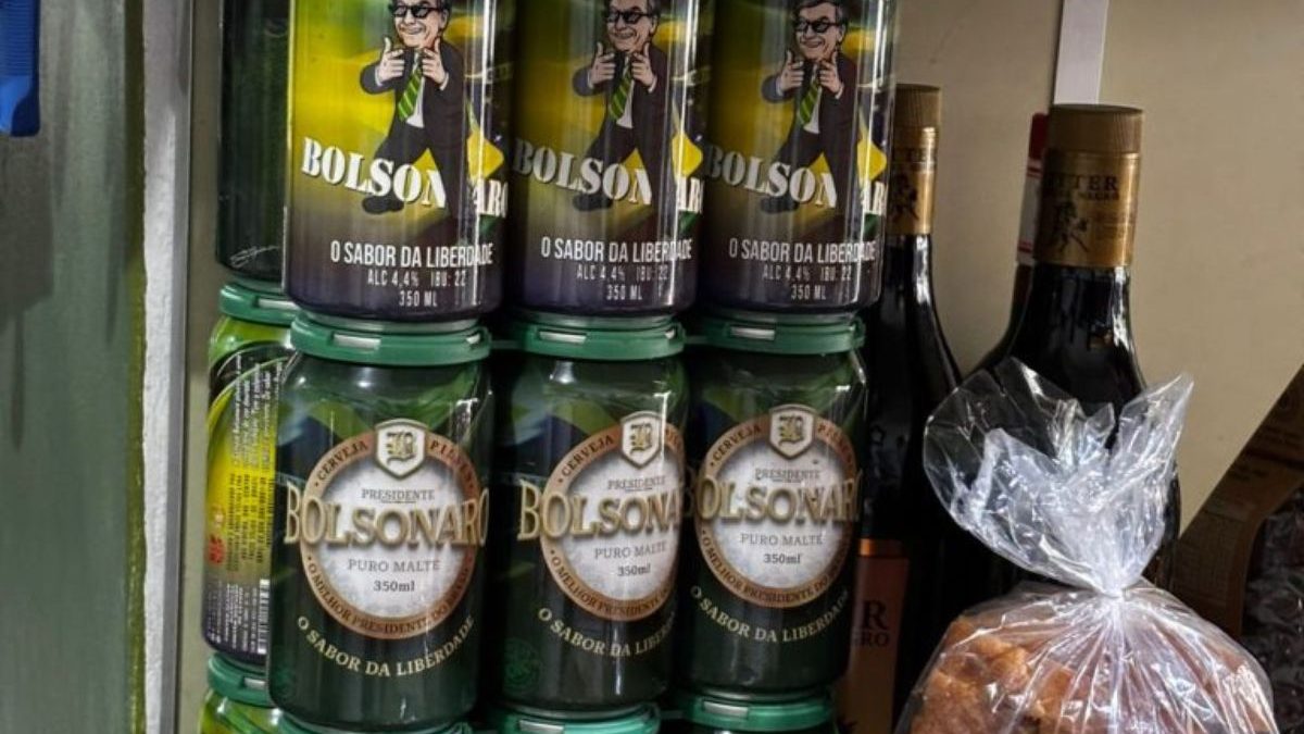 Cerveja do Bolsonaro volta encontrada em mercado de SC; veja fotos