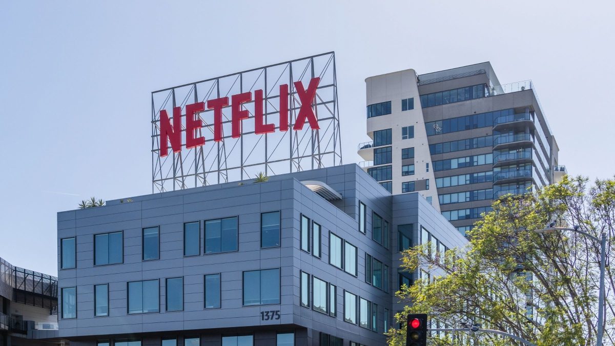 Gigante do streaming, Netflix deve cortar 5% do quadro de funcionários, e demissões podem atingir 800 pessoas nos próximos dias
