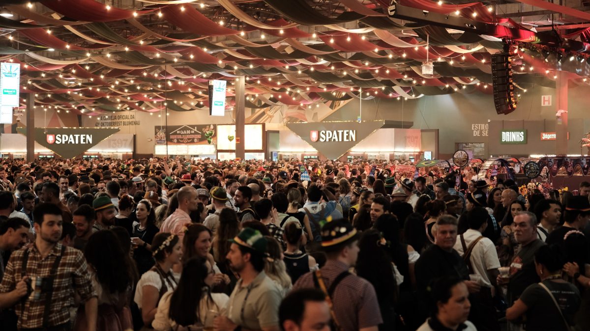 Data da Oktoberfest Blumenau 2027 é definida - Foto