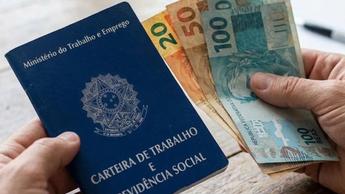 Data-limite das duas parcelas do décimo terceiro salário muda em 2026; confira até quando você receberá o valor completo
