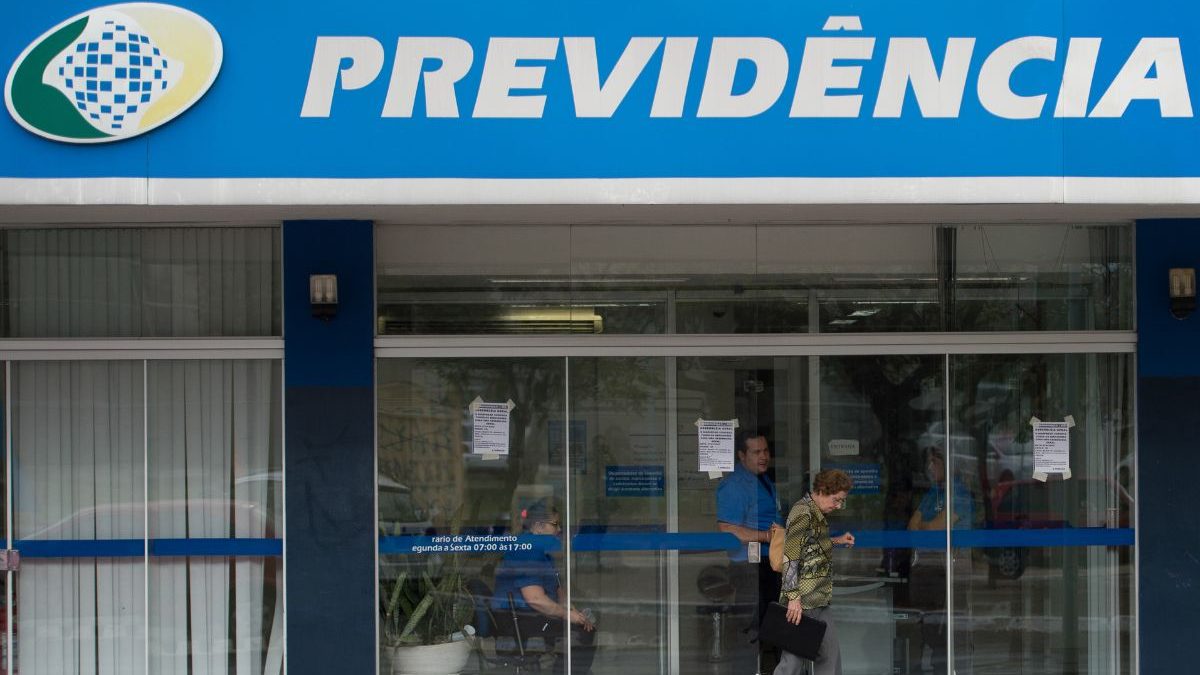 Pente-fino do INSS: governo estabelece prazo para biometria obrigatória e define quem fica dispensado