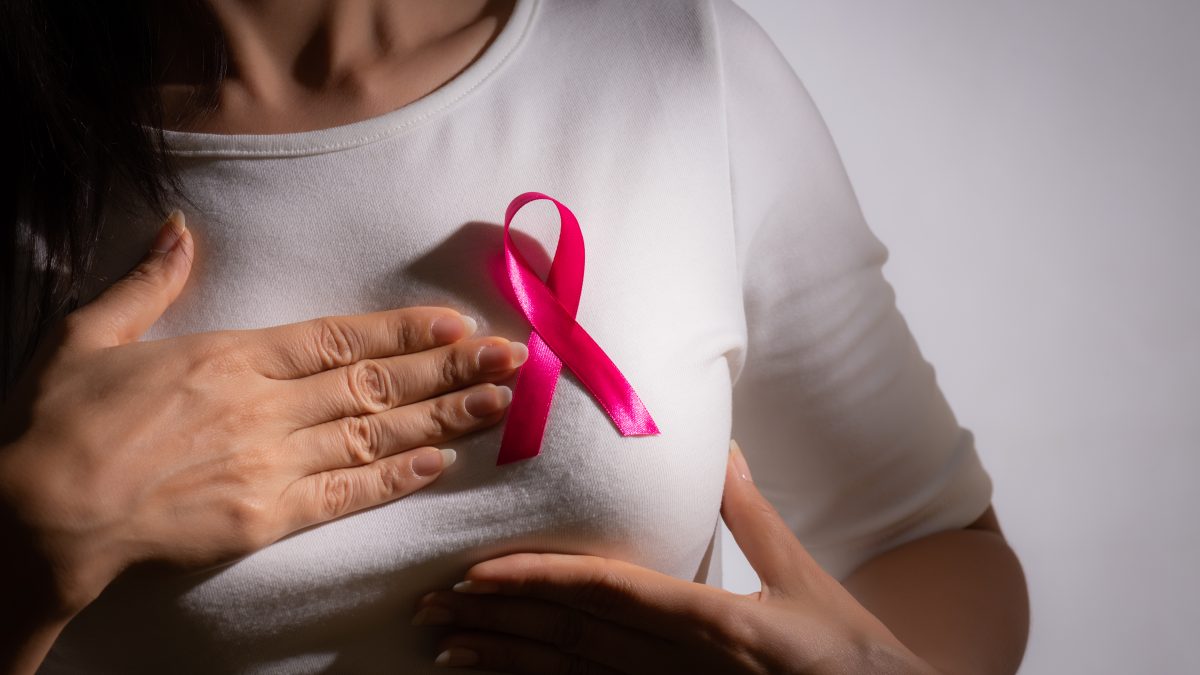 Outubro Rosa chama atenção para urgências da saúde feminina