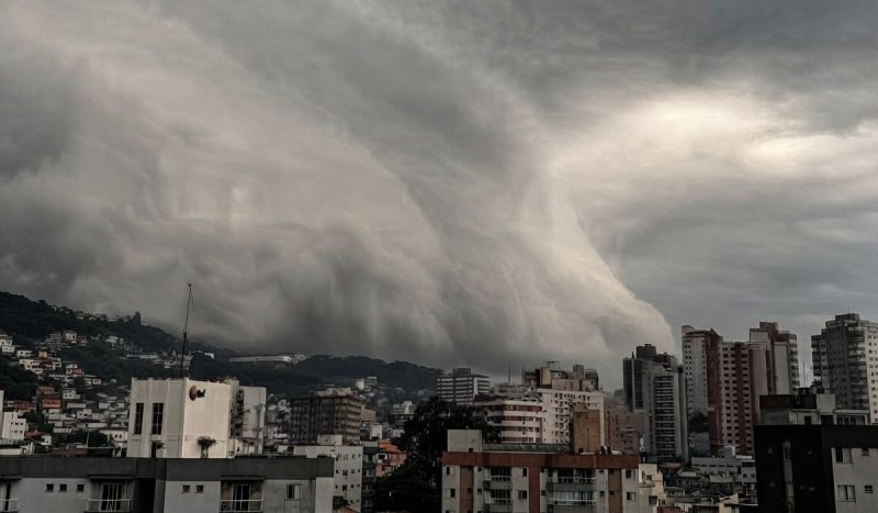 Onda de tempestades vão atingir RS, SC e PR - Record News/@recordnews/TikTok