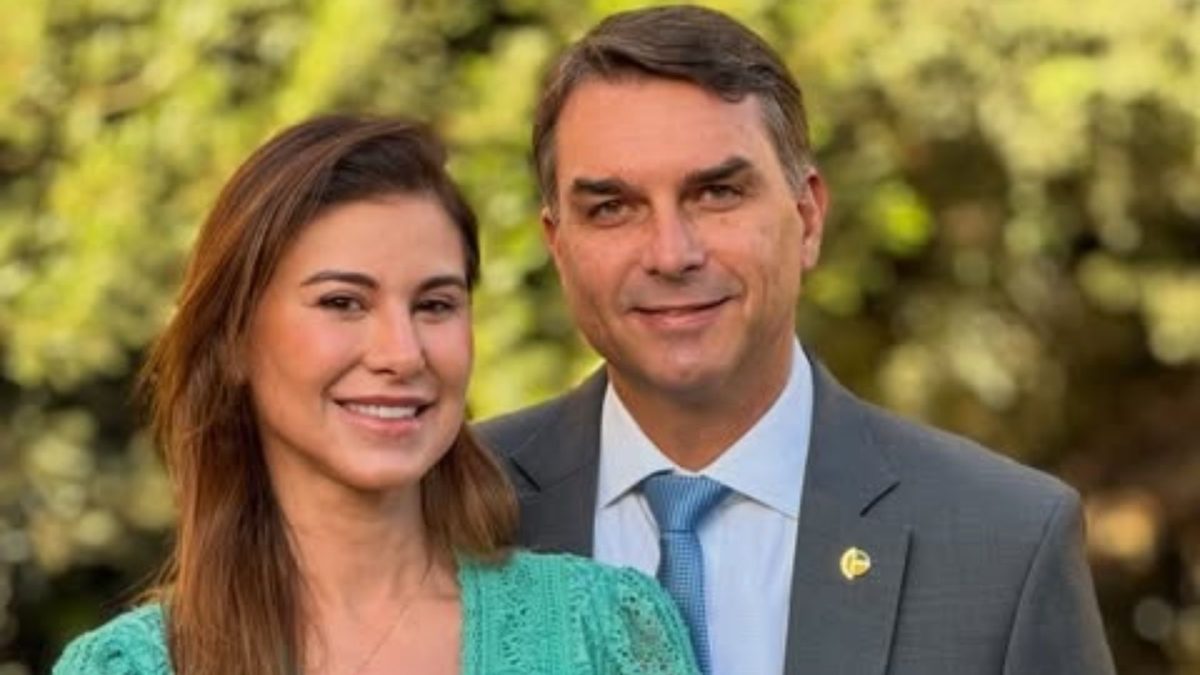 Quem é Fernanda Antunes Figueira Bolsonaro, mulher de Flávio que viajou com as filhas e foi denunciada no caso das rachadinhas