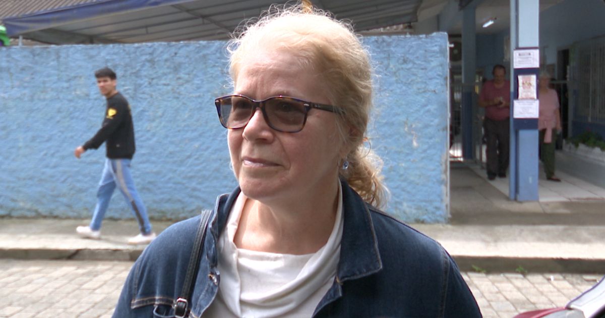 ‘Erro humano’: eleitora chega para votar e descobre que já tinham ‘votado’ por ela em SC