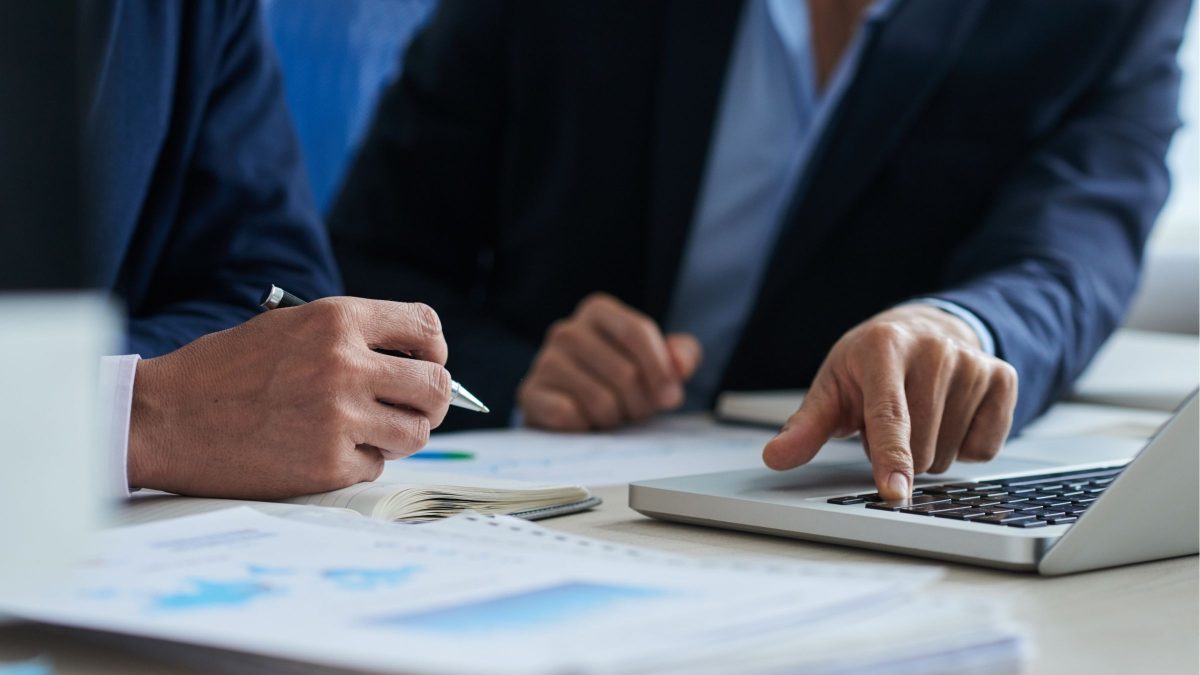 Tribunal de Contas suspende pagamentos até R$ 80 mil de prefeituras para consultoria especializada após identificar irregularidades no contrato em SC