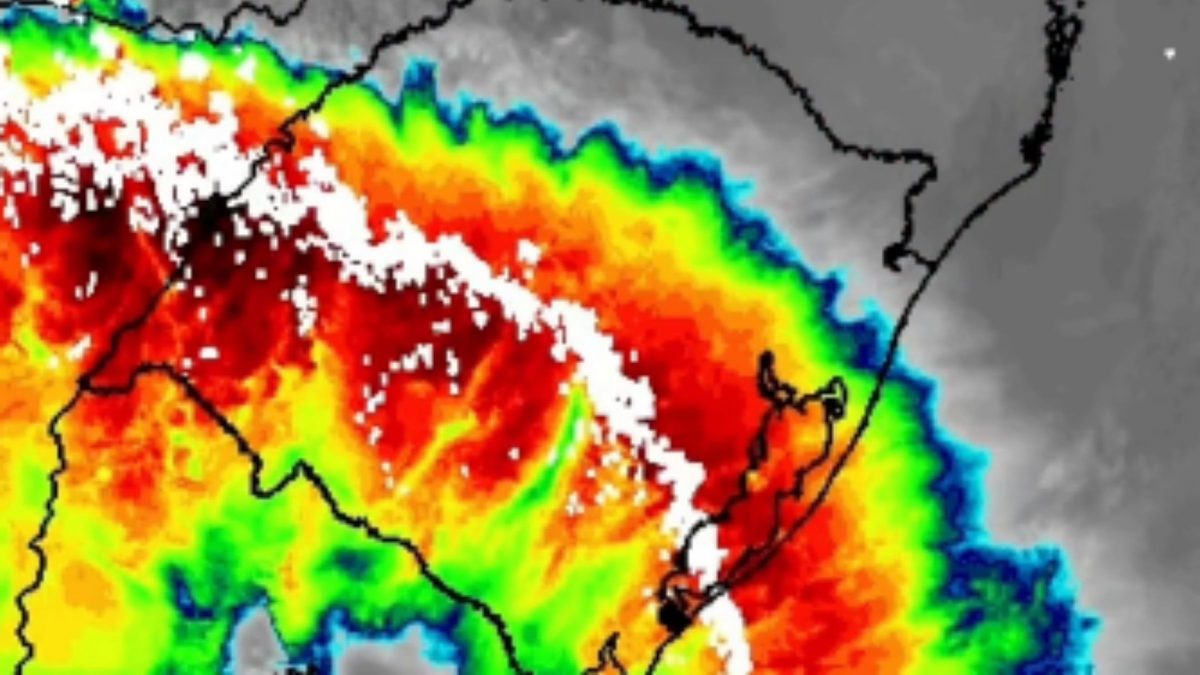 Tempestades avançam sobre o Rio Grande do Sul: previsão de chuva intensa e possibilidade de granizo ‘graúdo’ acendem alerta para as próximas horas